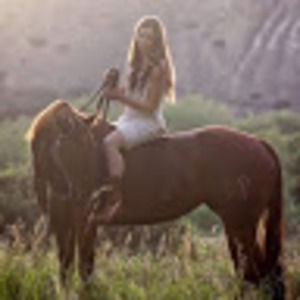 Meet your Posher, Adrielle